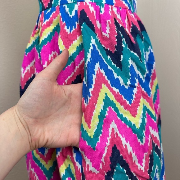 Lilly Pulitzer Sherlynn Hearts a Flutter Pink
Chevron Fit and Flare Dress Size 0 - Picture 8 of 11